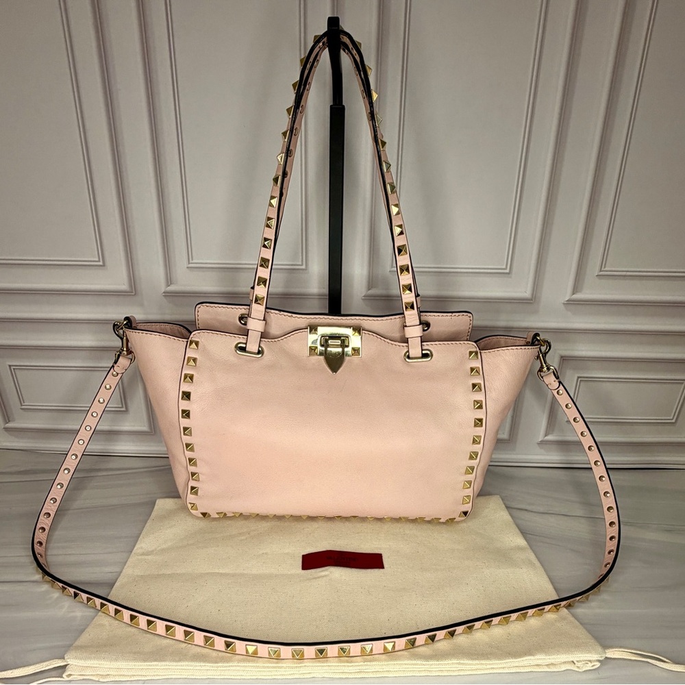 Valentino Garavani Rockstud Blush Pink 2-Way Tote Crossbody Bag With Gold Studs - Picture 2 of 7